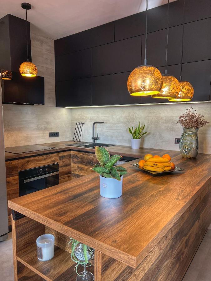 Apartmani Mia Palit Εξωτερικό φωτογραφία